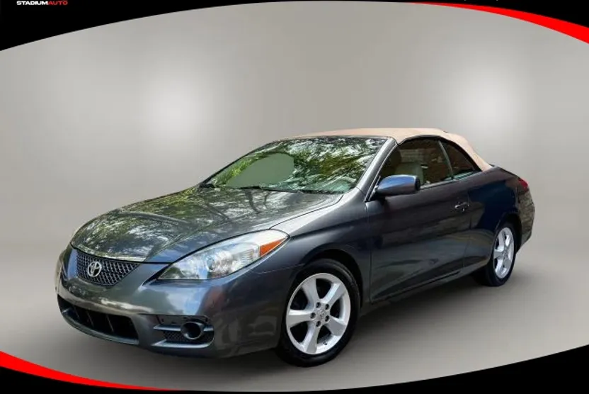 2007 Toyota Camry Solara SE photo 1