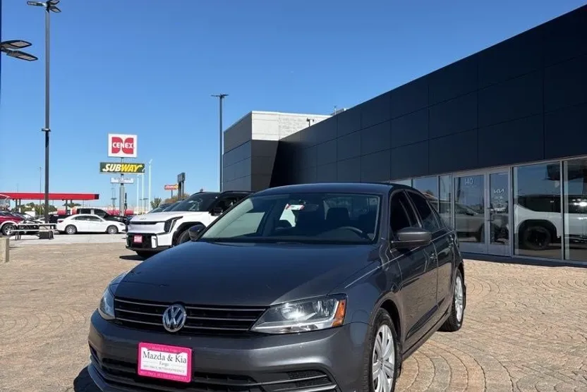 2017 Volkswagen Jetta 1.4T S photo 1