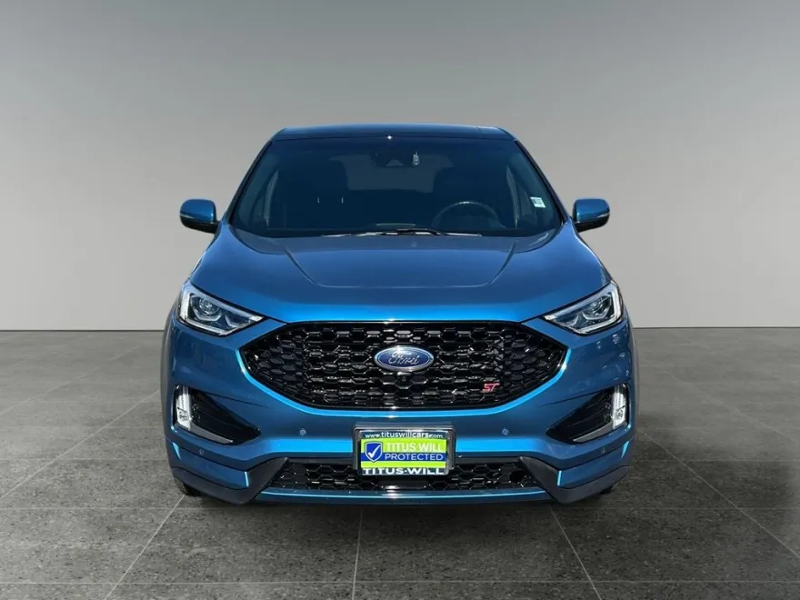 2020 Ford Edge ST photo 1