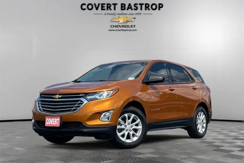 2018 Chevrolet Equinox LS photo 1