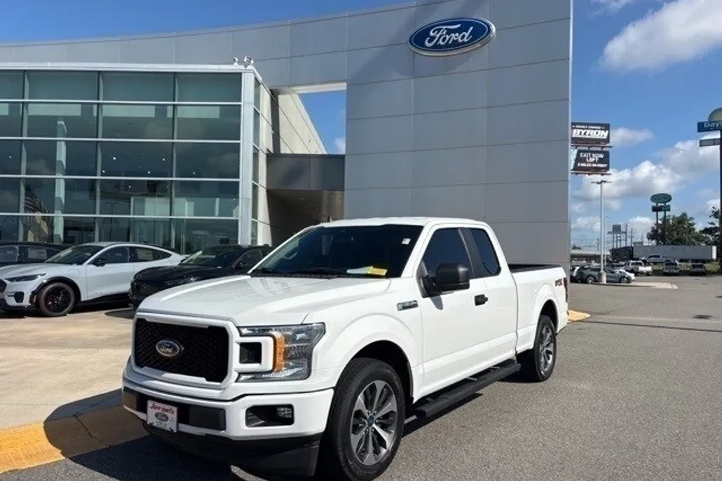 2020 Ford F-150 XL photo 1