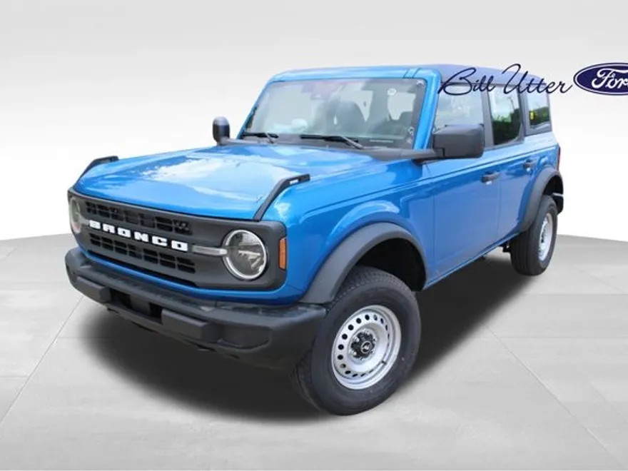 2025 Ford Bronco Base photo 1
