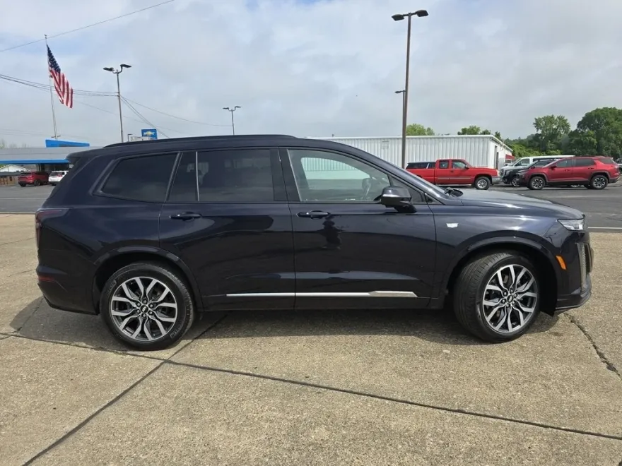 2021 Cadillac XT6 Sport photo 1