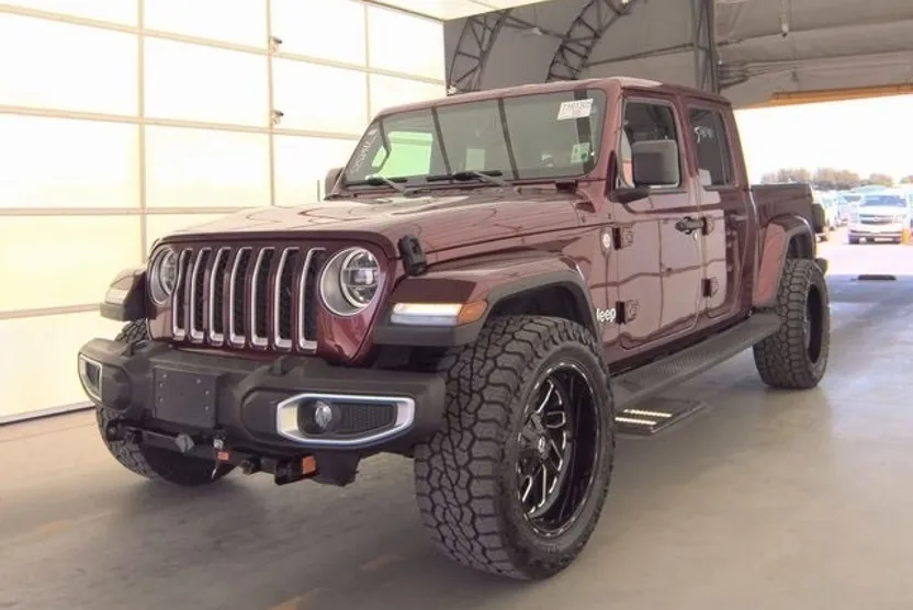 2021 Jeep Gladiator Overland photo 1