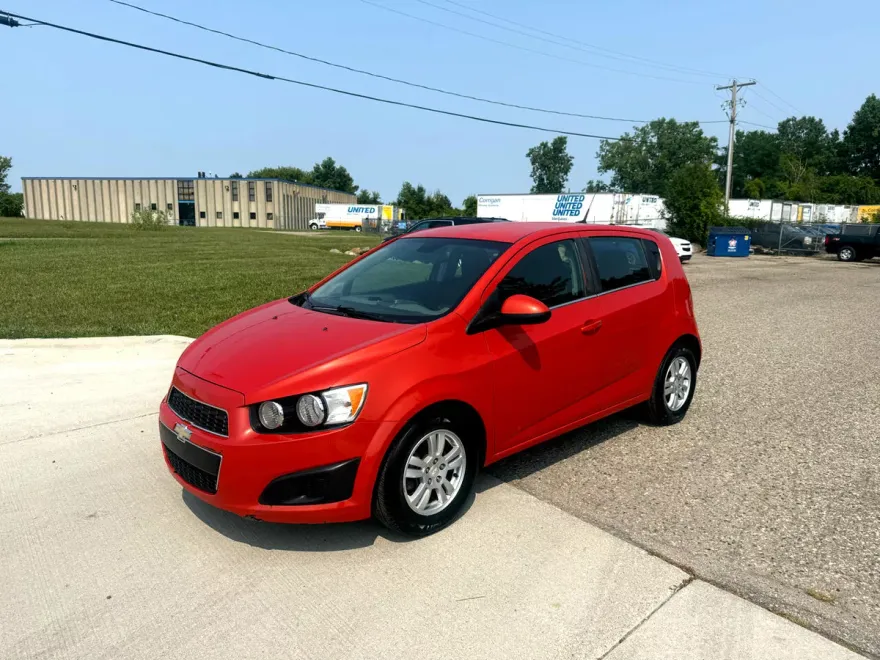 2012 Chevrolet Sonic LT photo 1