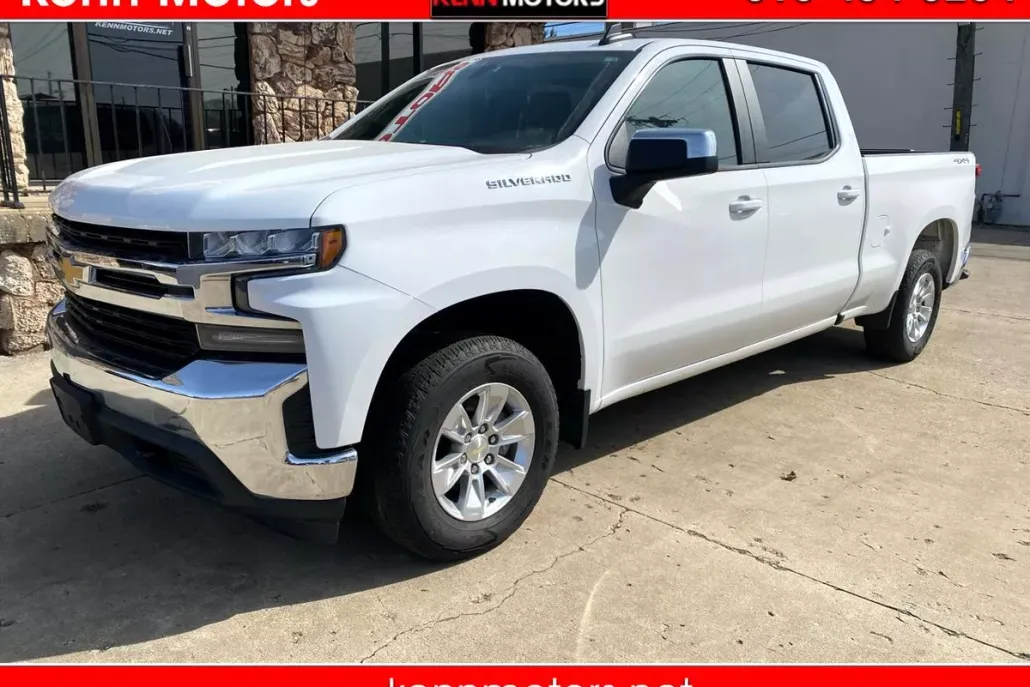 2020 Chevrolet Silverado 1500 LT photo 1