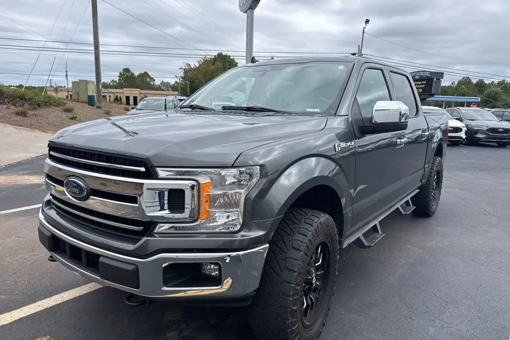 2019 Ford F-150 XLT photo 1