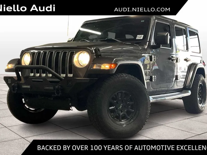 2019 Jeep Wrangler Unlimited Sahara photo 1