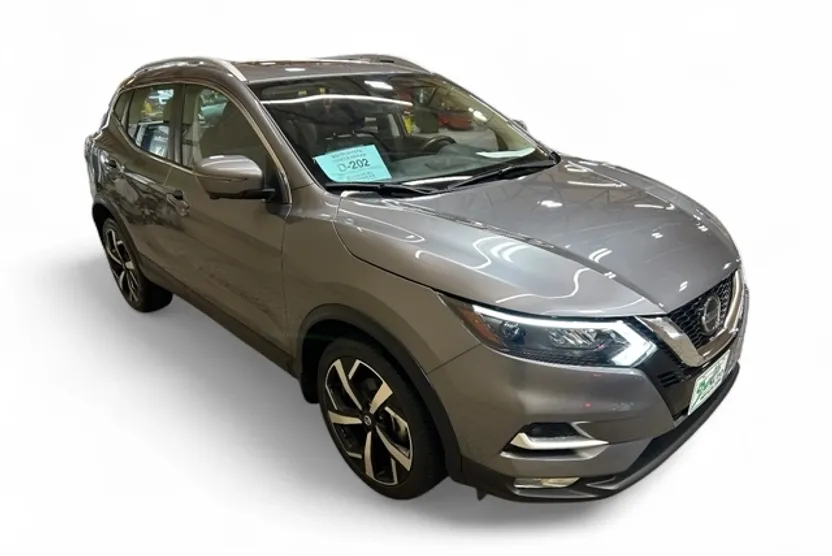 2022 Nissan Rogue Sport SL photo 1