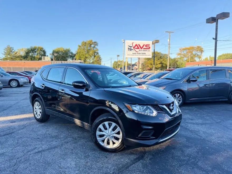 2015 Nissan Rogue SL photo 1