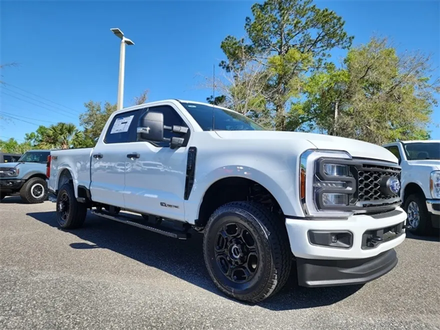 2025 Ford F-250 XL photo 1