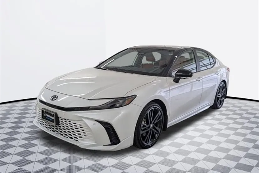 2025 Toyota Camry XSE photo 1