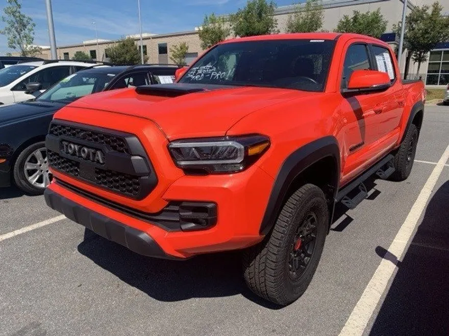 2023 Toyota Tacoma TRD Pro V6 4x4 photo 1