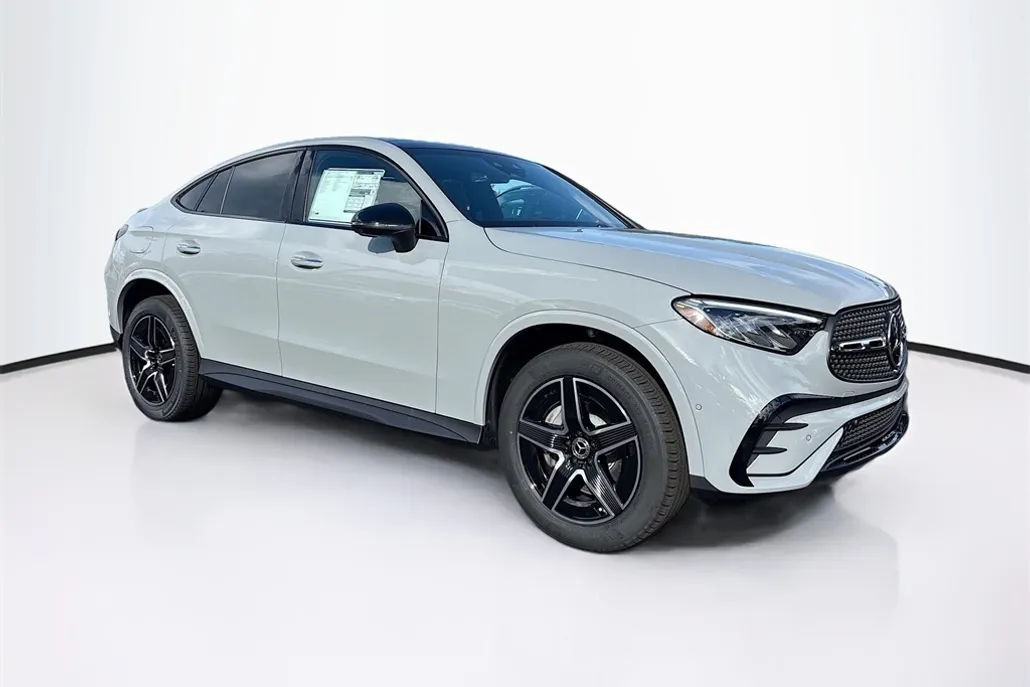 2026 Mercedes Benz GLC 300 4MATIC photo 1