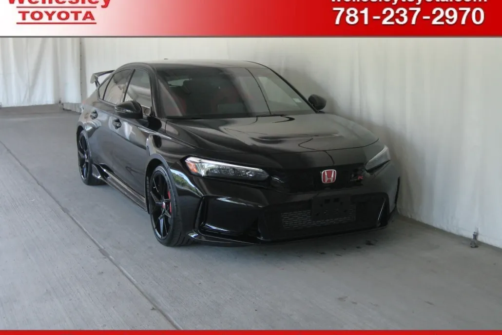 2024 Honda Civic Type R photo 1