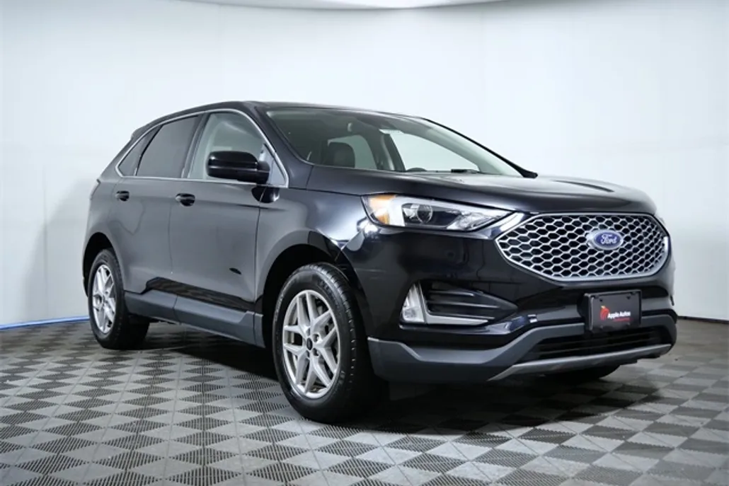 2024 Ford Edge SEL photo 1