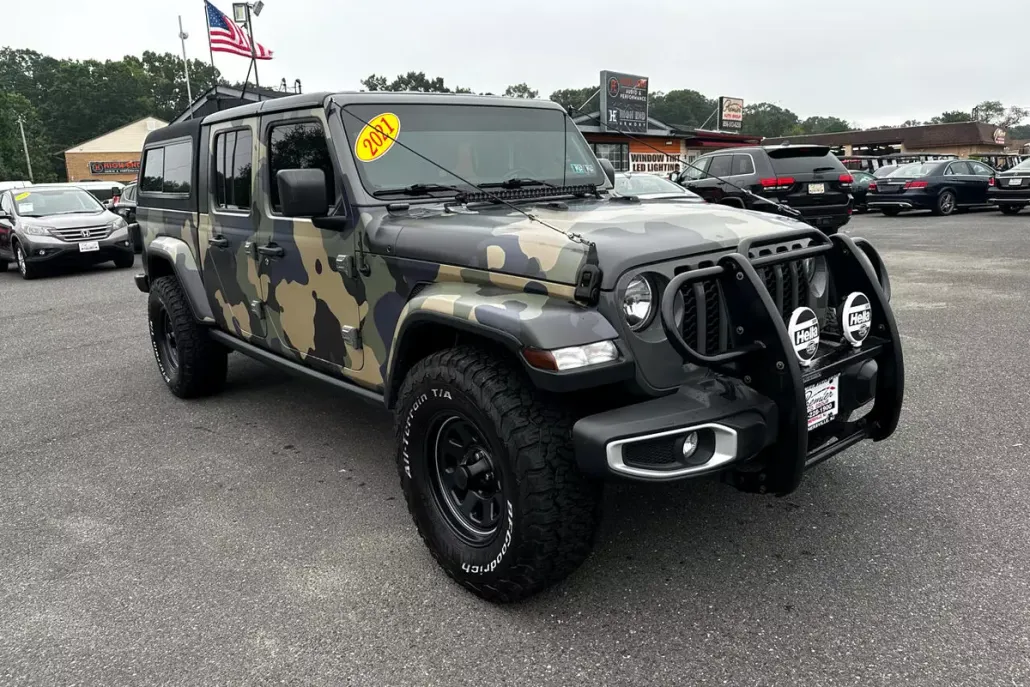 2021 Jeep Gladiator Sport photo 1