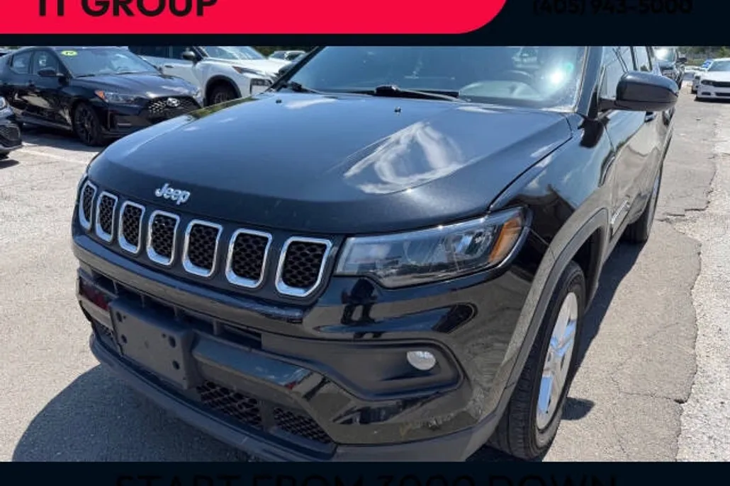 2023 Jeep Compass Latitude photo 1