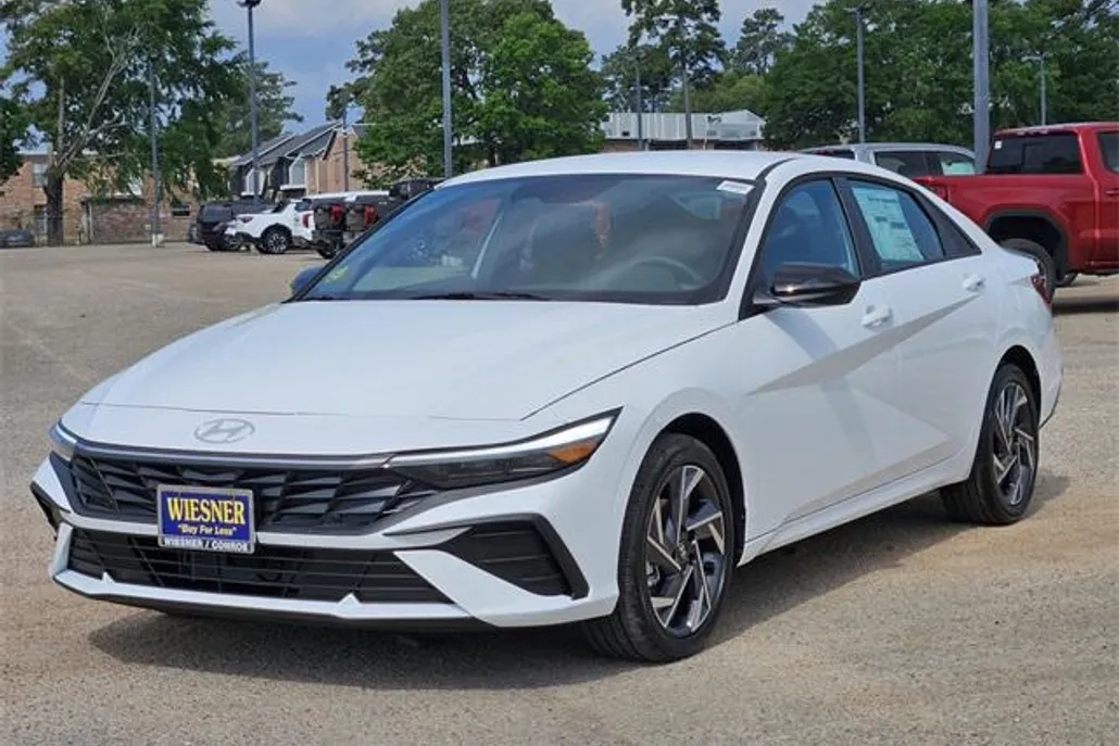 2025 Hyundai Elantra Hybrid SEL Sport photo 1
