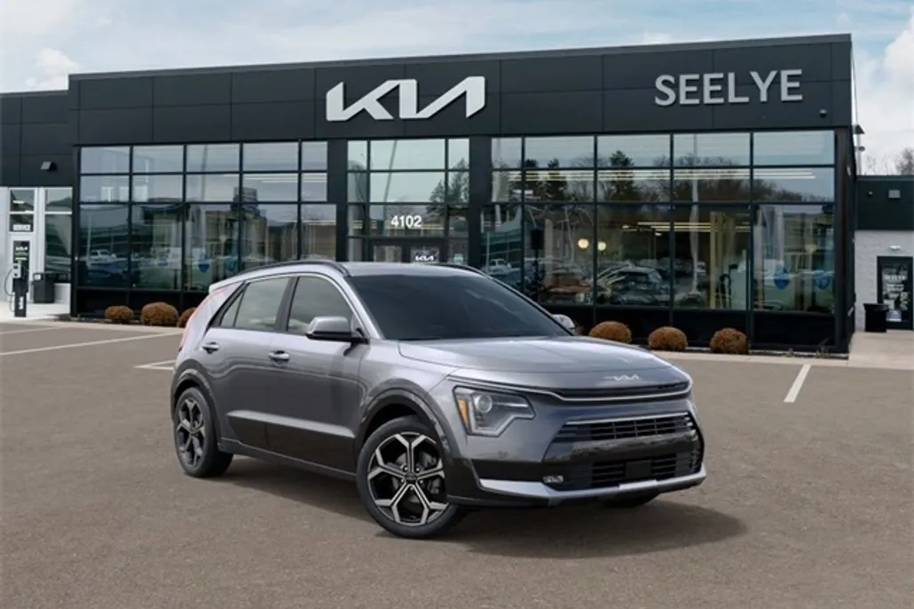 2025 Kia Niro EX Touring photo 1