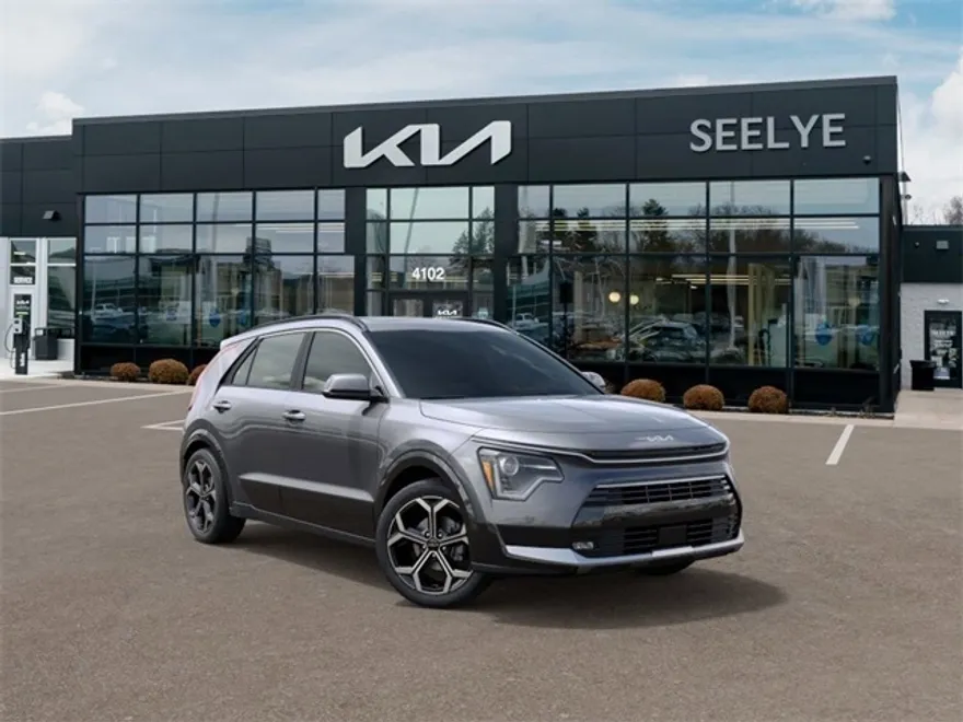 2025 Kia Niro EX Touring photo 1