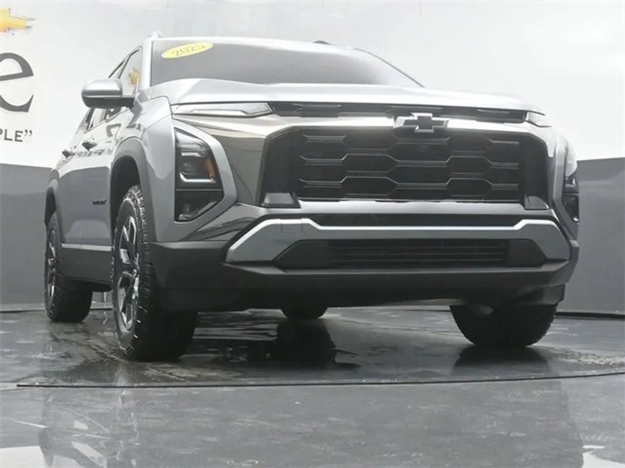 2025 Chevrolet Equinox ACTIV photo 1