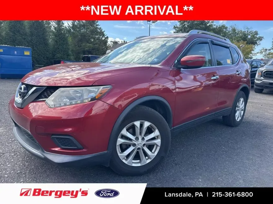 2016 Nissan Rogue SV photo 1