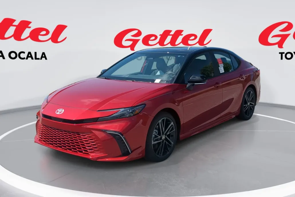 2025 Toyota Camry XSE photo 1