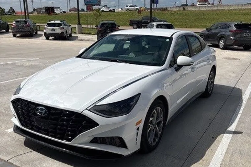 2023 Hyundai Sonata SEL photo 1