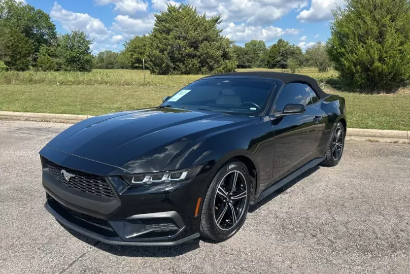 2024 Ford Mustang EcoBoost Premium photo 1