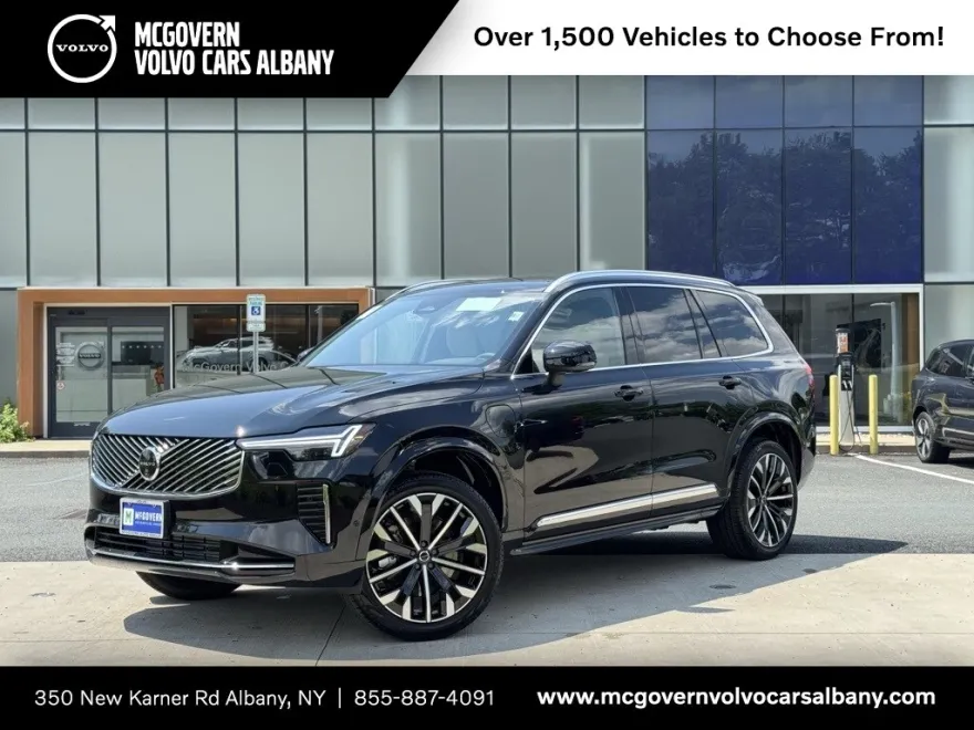 2026 Volvo XC90 T8 Plus photo 1