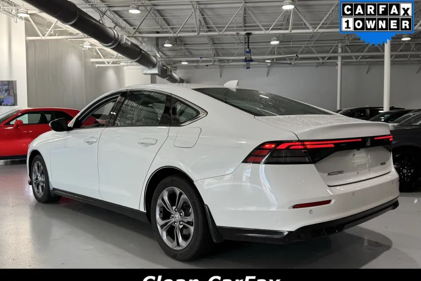 2024 Honda Accord Hybrid EX-L photo 1