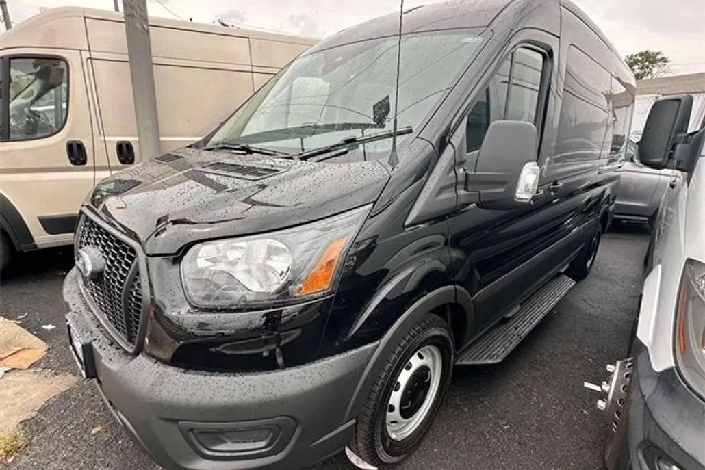 2024 Ford Transit Passenger XL photo 1