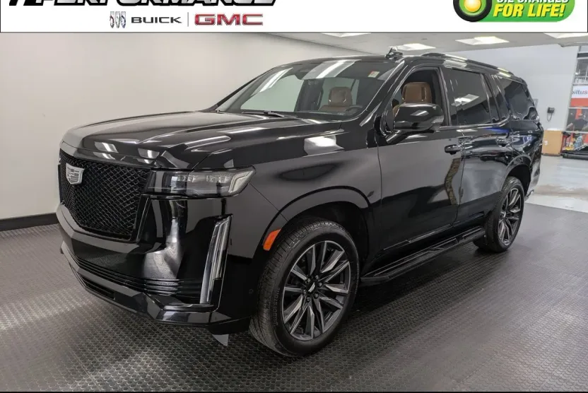 2024 Cadillac Escalade Sport photo 1