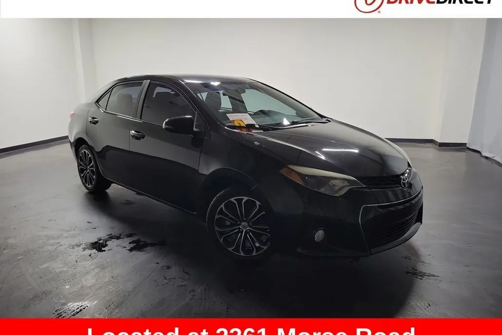 2014 Toyota Corolla S photo 1