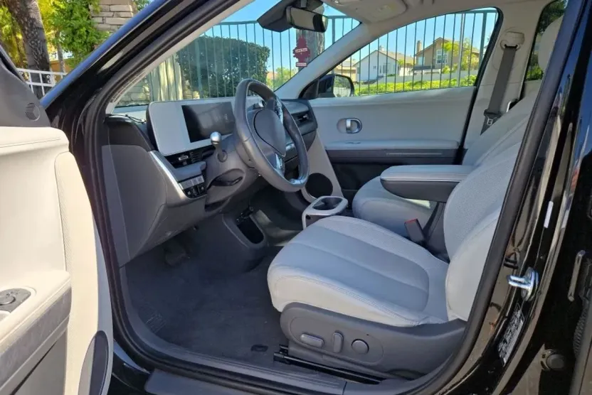2022 Hyundai Ioniq 5 SEL photo 1
