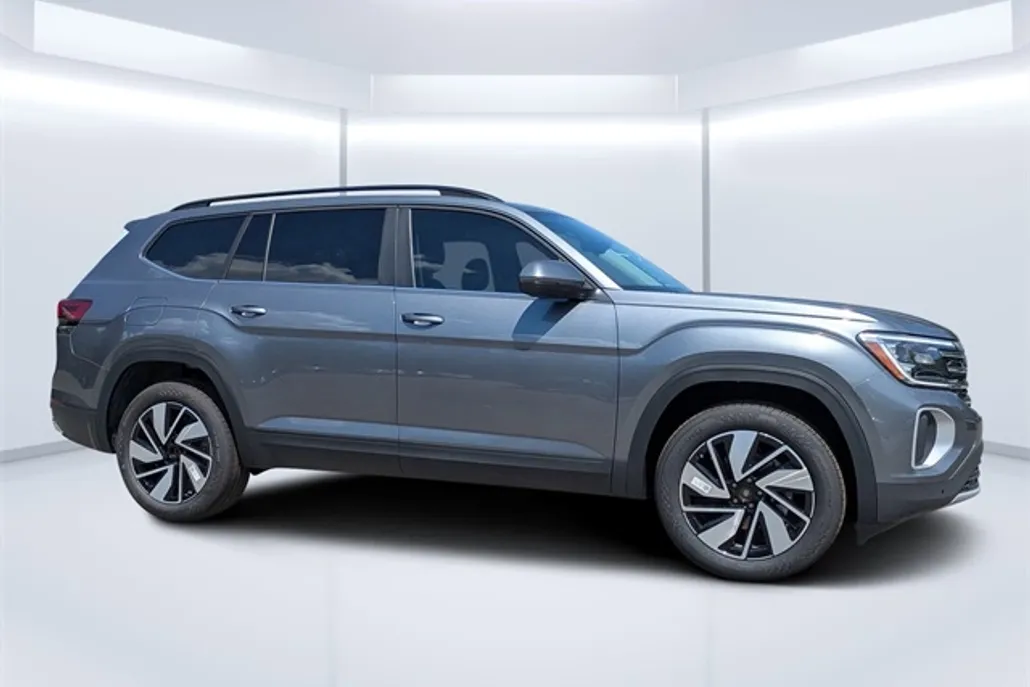 2025 Volkswagen Atlas SE Technology photo 1