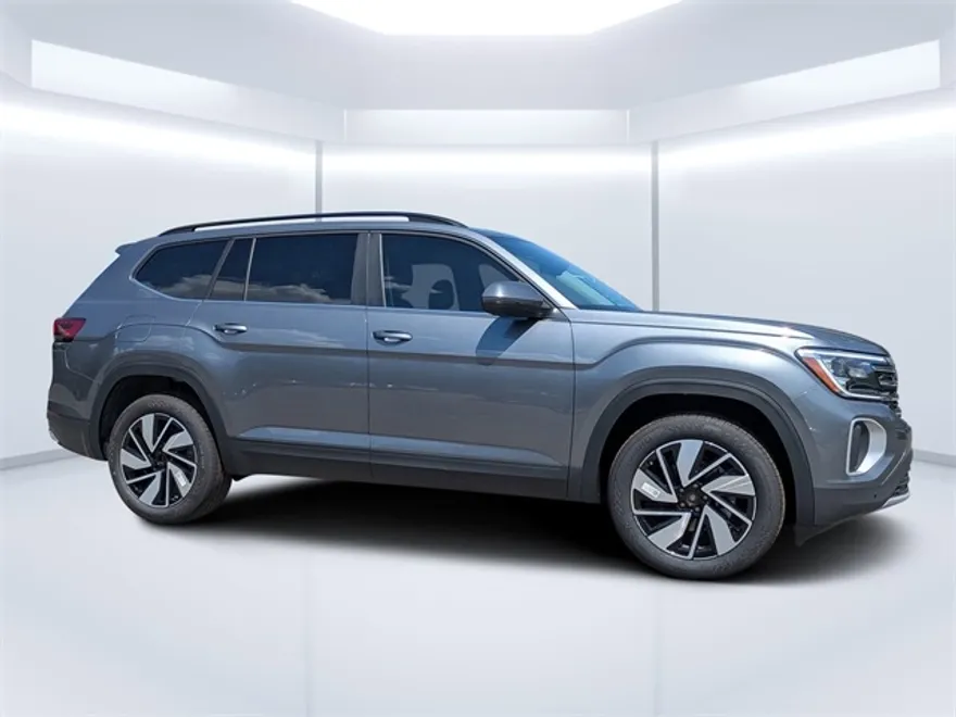 2025 Volkswagen Atlas SE Technology photo 1