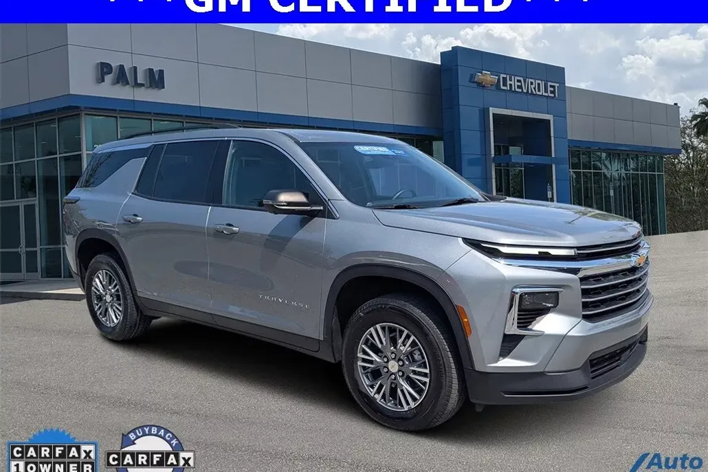 2024 Chevrolet Traverse photo 1