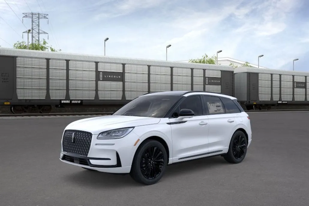 2025 Lincoln Corsair Premiere photo 1