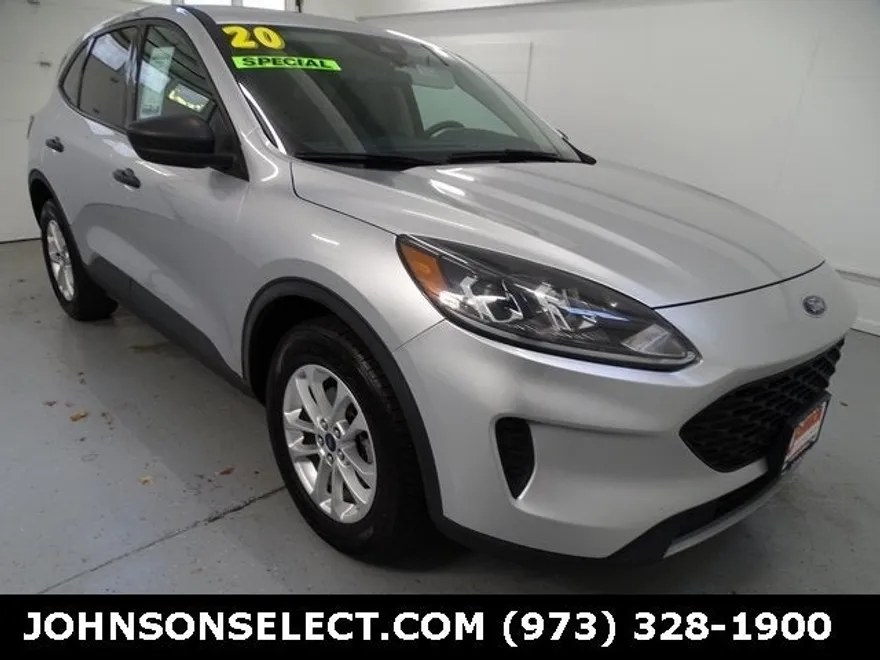 2020 Ford Escape S photo 1