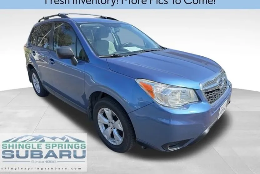 2016 Subaru Forester 2.5i photo 1