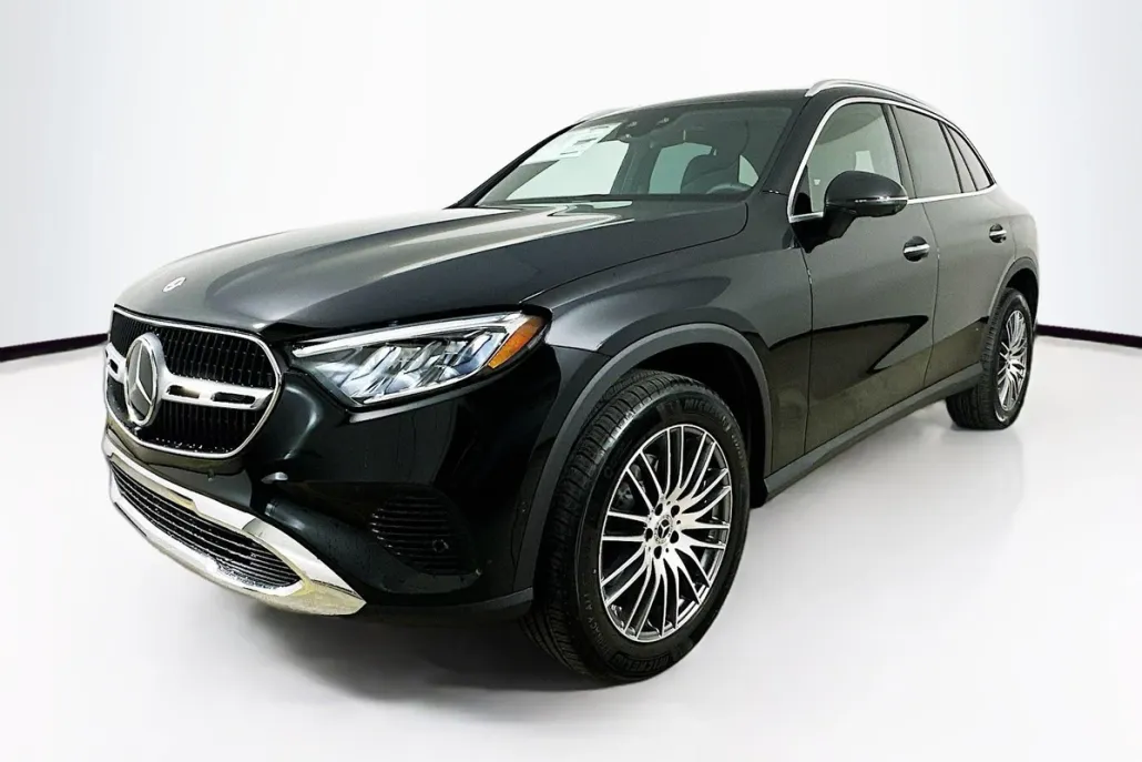 2026 Mercedes Benz GLC 300 4MATIC photo 1