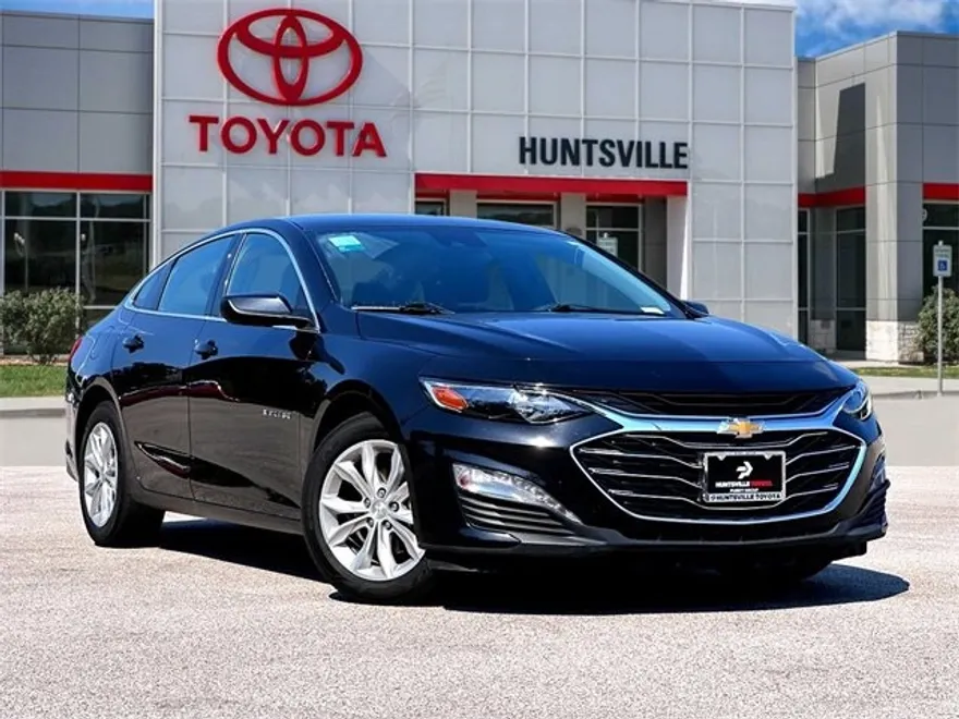2024 Chevrolet Malibu 1LT photo 1
