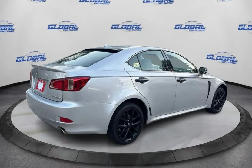 2011 Lexus IS 250 photo 1