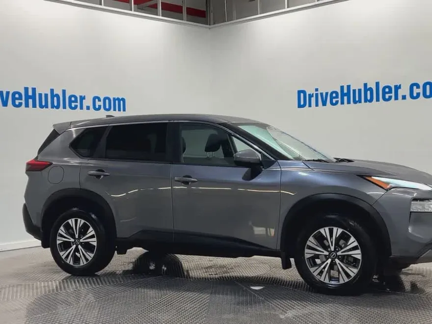 2023 Nissan Rogue SV photo 1