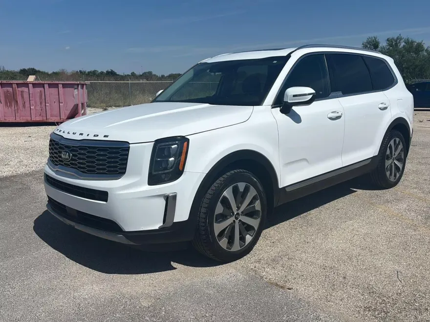 2021 Kia Telluride EX photo 1