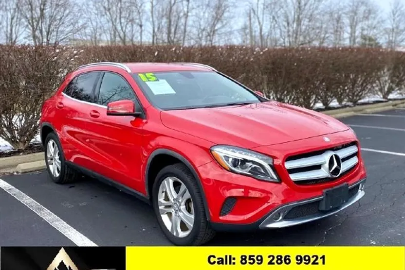 2015 Mercedes Benz GLA 250 4MATIC photo 1