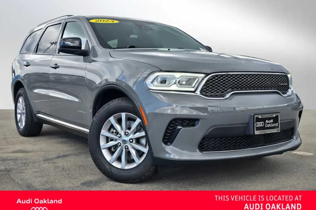 2023 Dodge Durango SXT photo 1