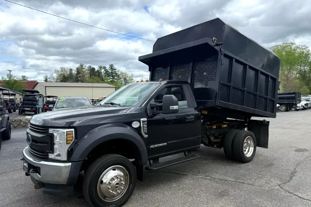 2019 Ford F-550 XL photo 1